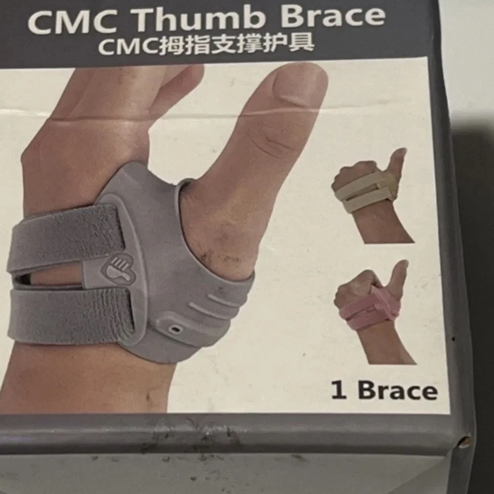 Gray Wearable Thumb Brace